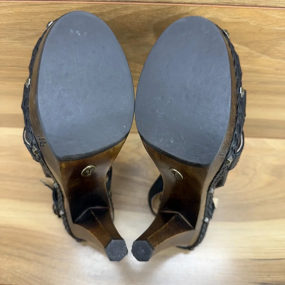 Frye Womens Heels 7.5 Dara Honeycomb Sling Black Leather Platform Studded